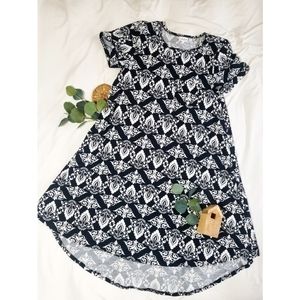 🗯🖤 Black & White Lularoe Carly 🖤🗯